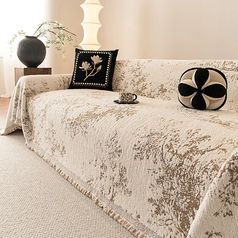 Plush Chenille Sofa Throw Blanket Gentle Double-Sided Design Soft Warm Couch Cover with Tassels for Living Room Winter Decor