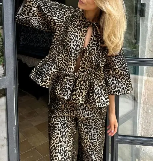 

Two Piece Set Women Outfit 2025 Spring Fashion Leopard Print Round Neck Lace Up Seven Quarter Sleeve Top & Casual Pants Set
