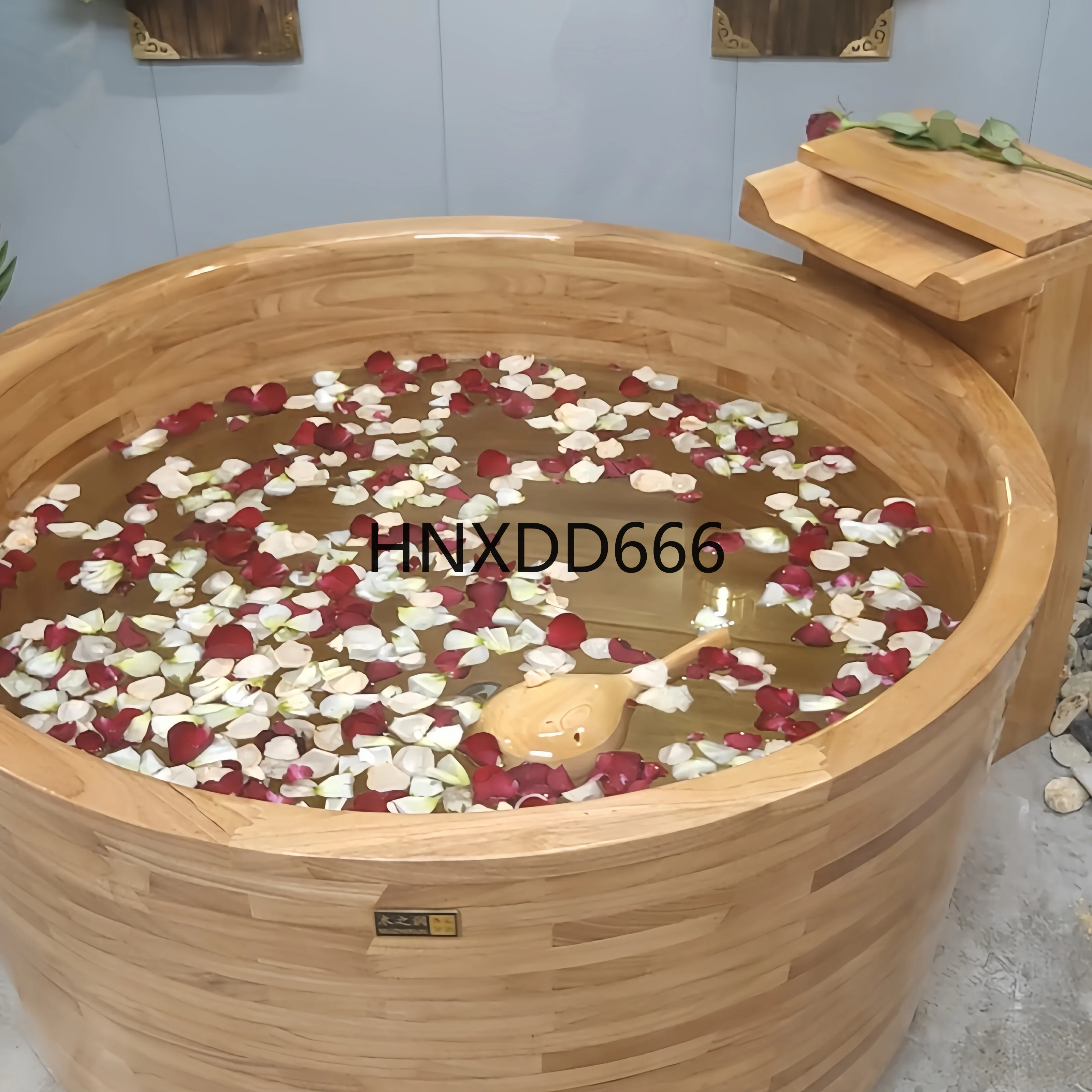 

Simple bathroom activity wooden bucket bath bucket