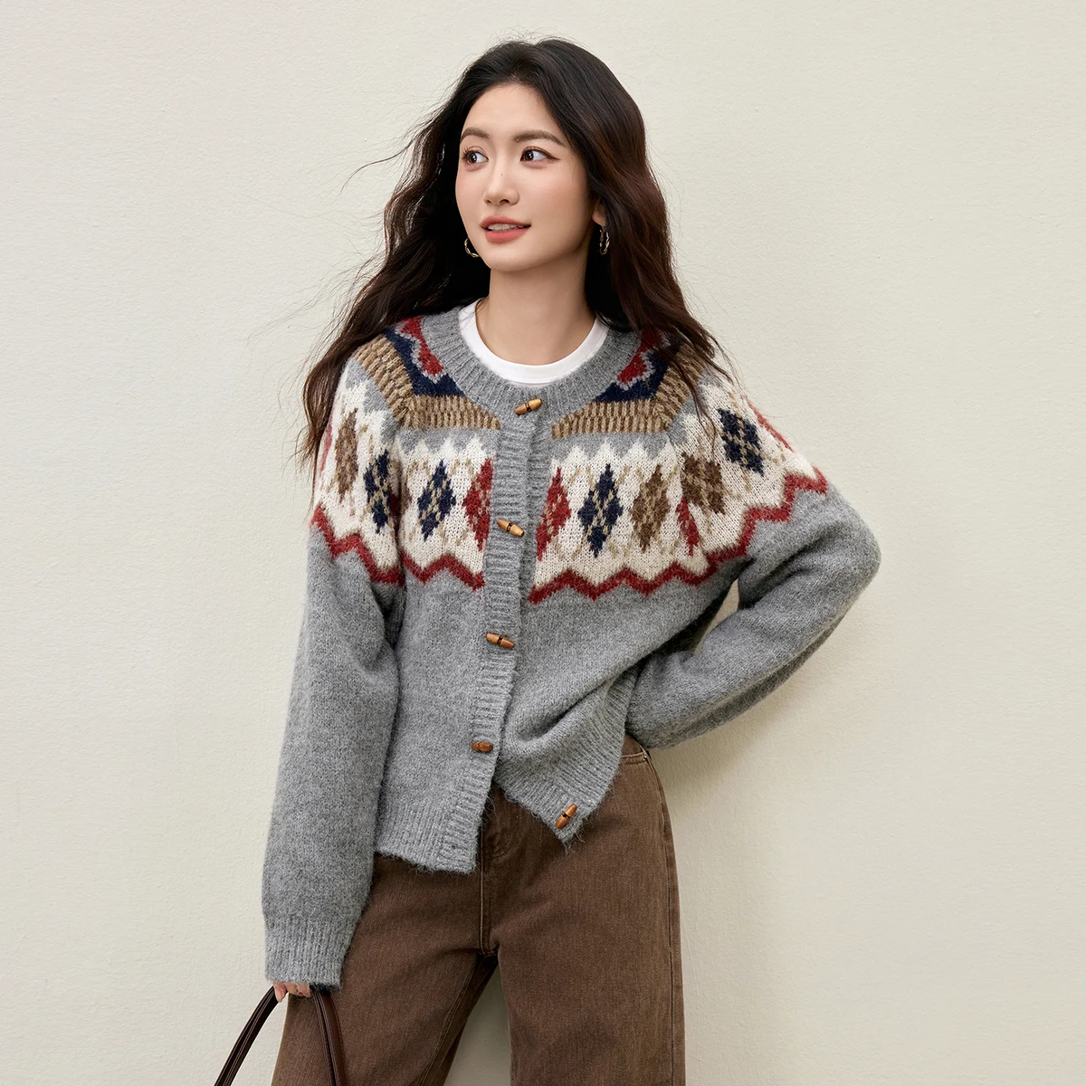 

SENTUBILA Women's Autumn Cardigan Casual Geometric Jacquard 2025 Winter Knitted Sweaters Thick Toggle Button Outwear W54EB4827