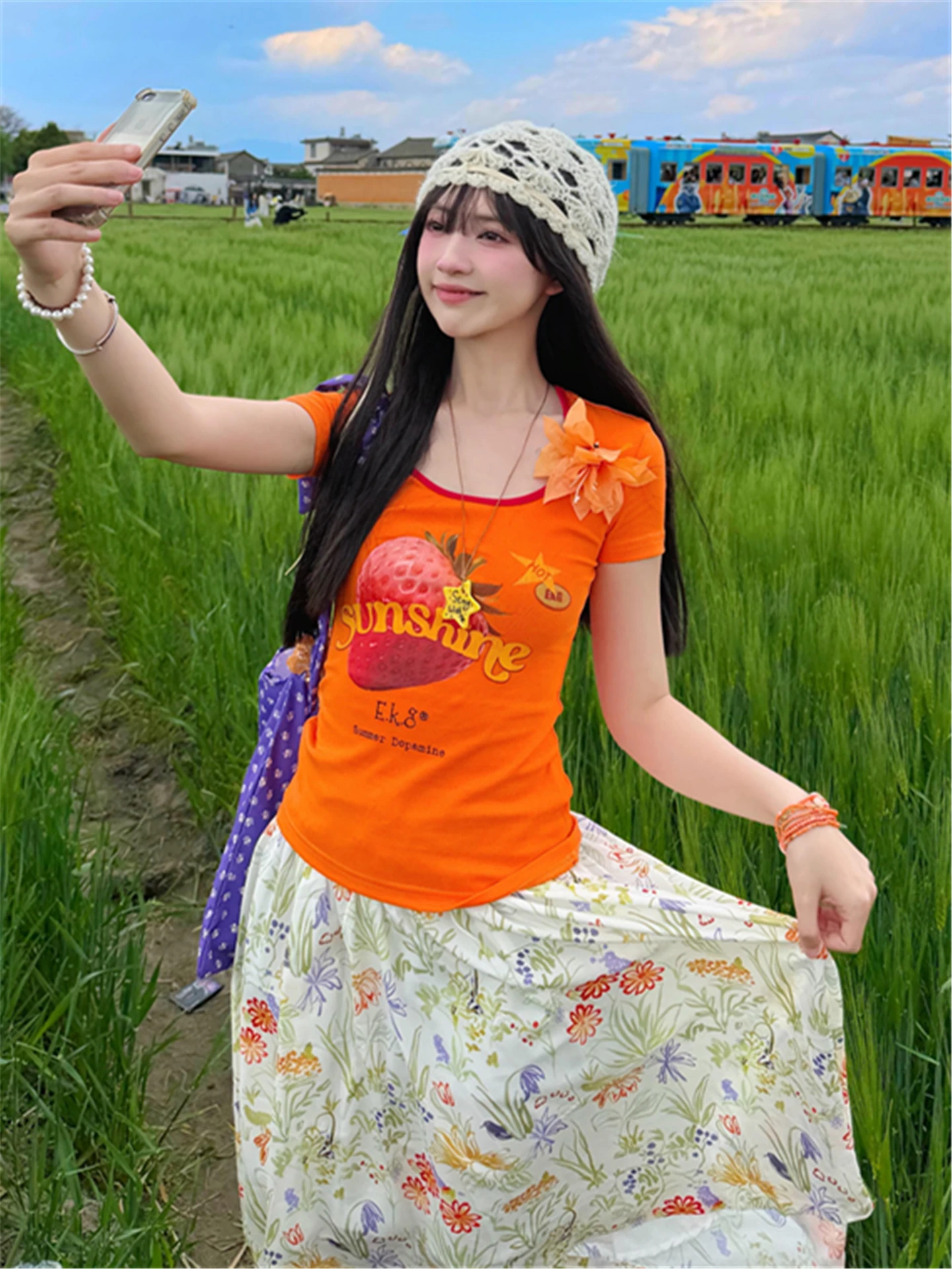 Dopamine Orange Fun Fruit Print Short Sleeve Slim Fit Summer T-Shirt Women Sexy Short Style Top Comfortable Breathable Casual