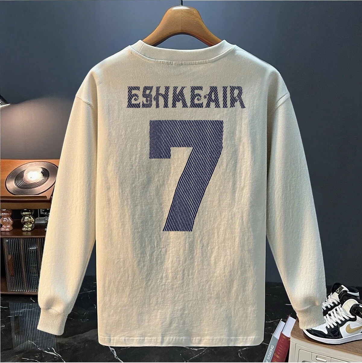 

Футболка из чистого хлопка свободного кроя в стиле ретро, осенняя коллекция, повседневная молодежная одежда