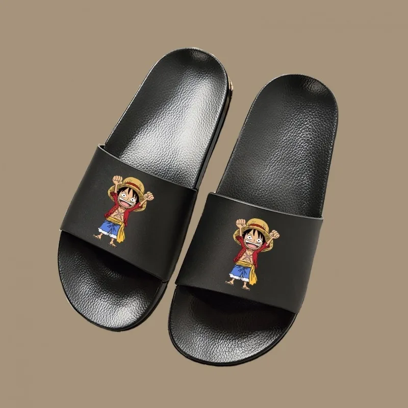 قطعة واحدة من رورونوا زورو لوفي أزياء بسيطة إبداعية بنمط كرتوني للرجال حمام منزلي نعل ناعم مانع للانزلاق شباشب مريحة