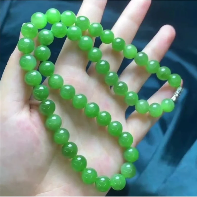 

Natural Russian about 10mm Mother Chain round Beads without Black Dots Hetian Jade Necklace