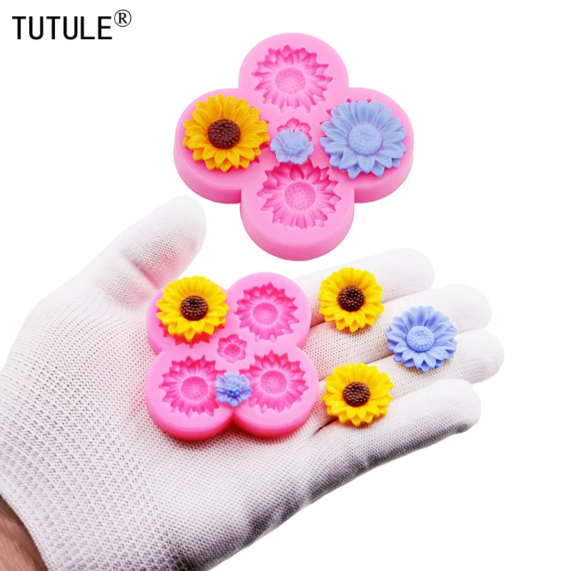 Sunflowers Chrysanthemums Keychain Earrings Silicone Mold DIY Roses Clay epoxy resin Accessories Silicone Moulds Chocolate Molds