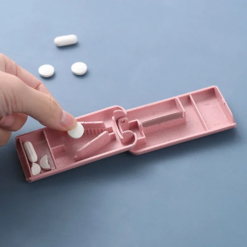 1pc Mini Useful Portable Medicine Pill Holder Tablet Cutter Splitter Pill Case Storage Box Pill Tablet Divider