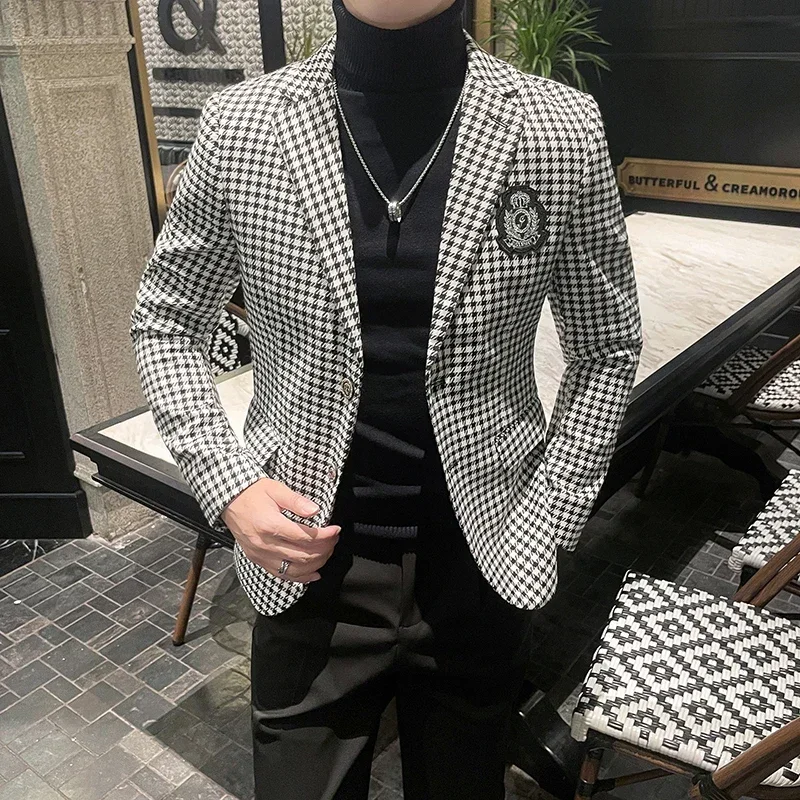 

2024 Quality Explosive New Autumn Fashion with Handsome Boutique Badge Network Red Plaid Casual Slim Small Suit Jacket M-5XL