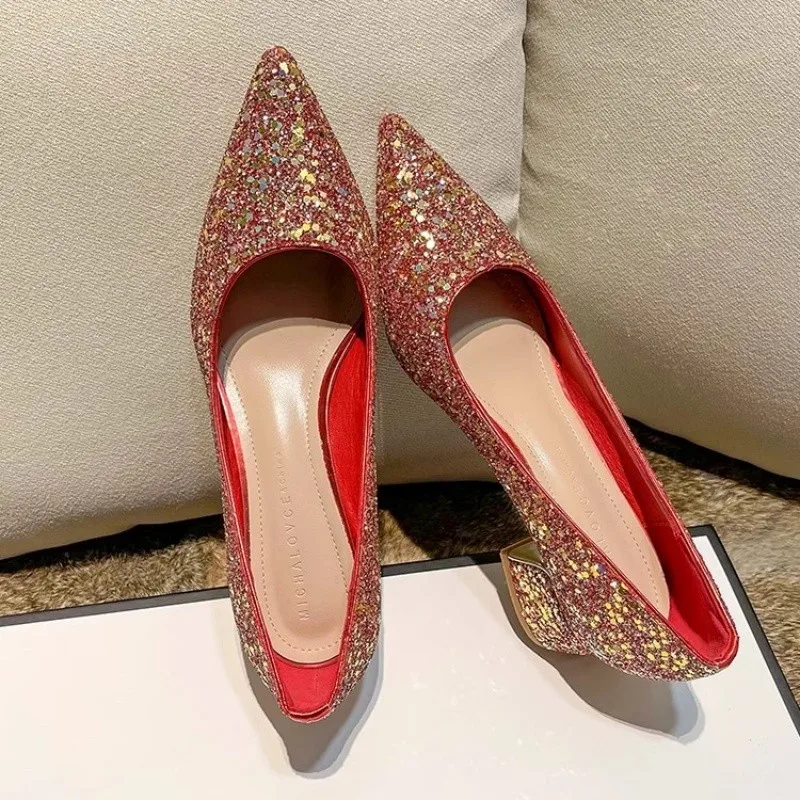 Outono novas mulheres sapatos de salto alto designer deslizamento em bombas dedo do pé apontado sapatos de casamento elegante banquete sapatos de salto alto para mulher