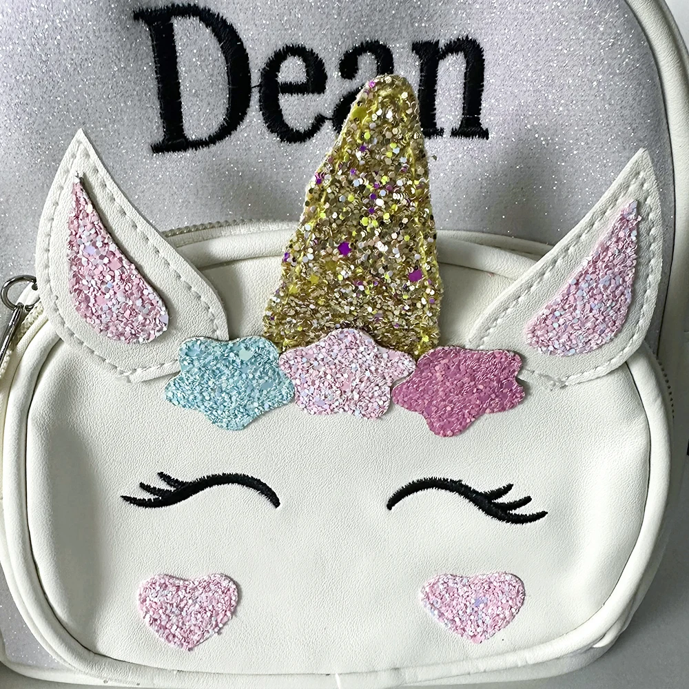 Mochila de unicornio de PU con nombre personalizado para niñas, bolsas de regalo de dibujos animados para niños, mochilas preescolares bordadas para