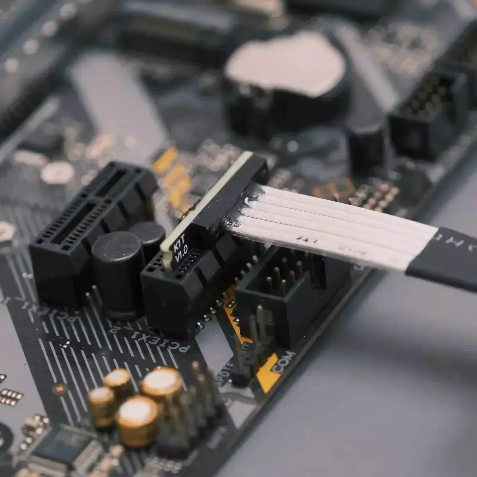 ADT-Link K11 M11 R11 4.0 Dual 90° Right-angle PCIE 4.0 x1 to x1 Riser Cable High Speed PCI Express 1x Graphics GPU Extender Gen4