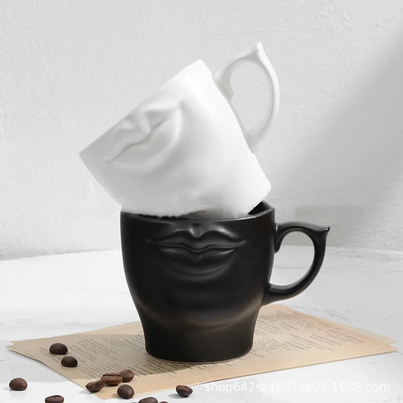 250ml Lips Ceramic Cup Creativity Body Butt Coffee Mugs Heat Resistant Cartoon Human Face Mugs Tea Cups Ceramic Handle Mug