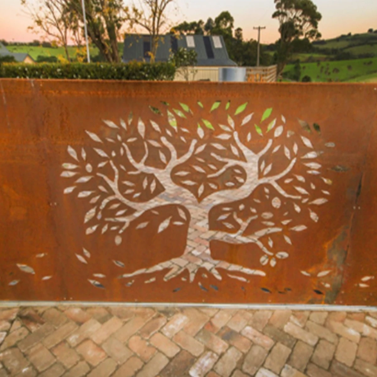 Corten Steel Garden Screen Nature-Inspired Landscaping & Decking Accessory