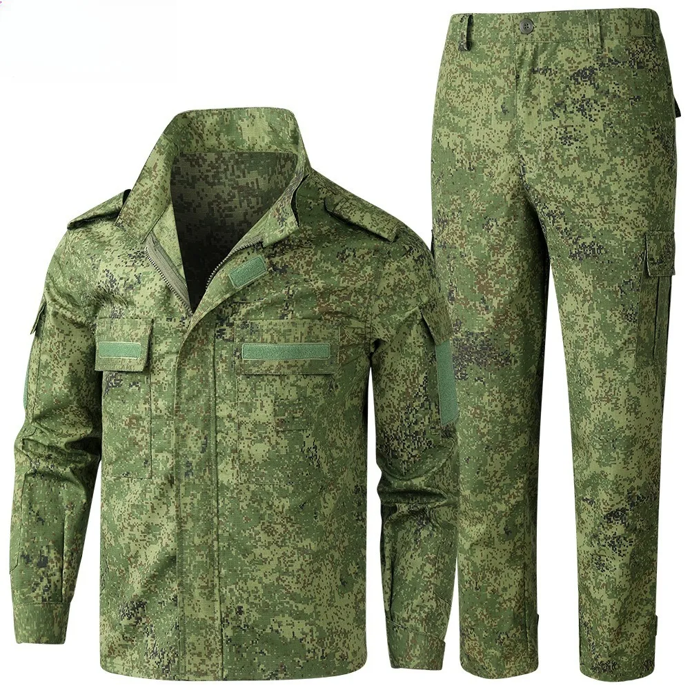 

Suit for Men - Windbreaker Style, Abrasion - Resistant, Ideal for Field Training & Outdoor Hiking