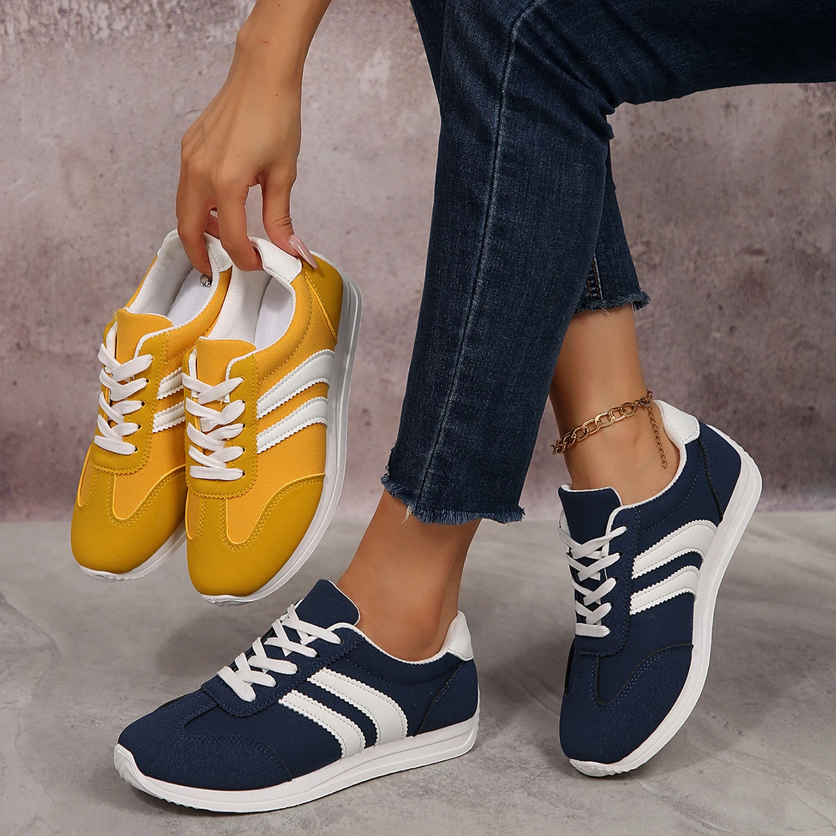 

*Summer New Round Toe Sexy and Comfortable Flat Casual Shoes Fashionable and Hot Selling Elegant Running Sports Shoes for Women