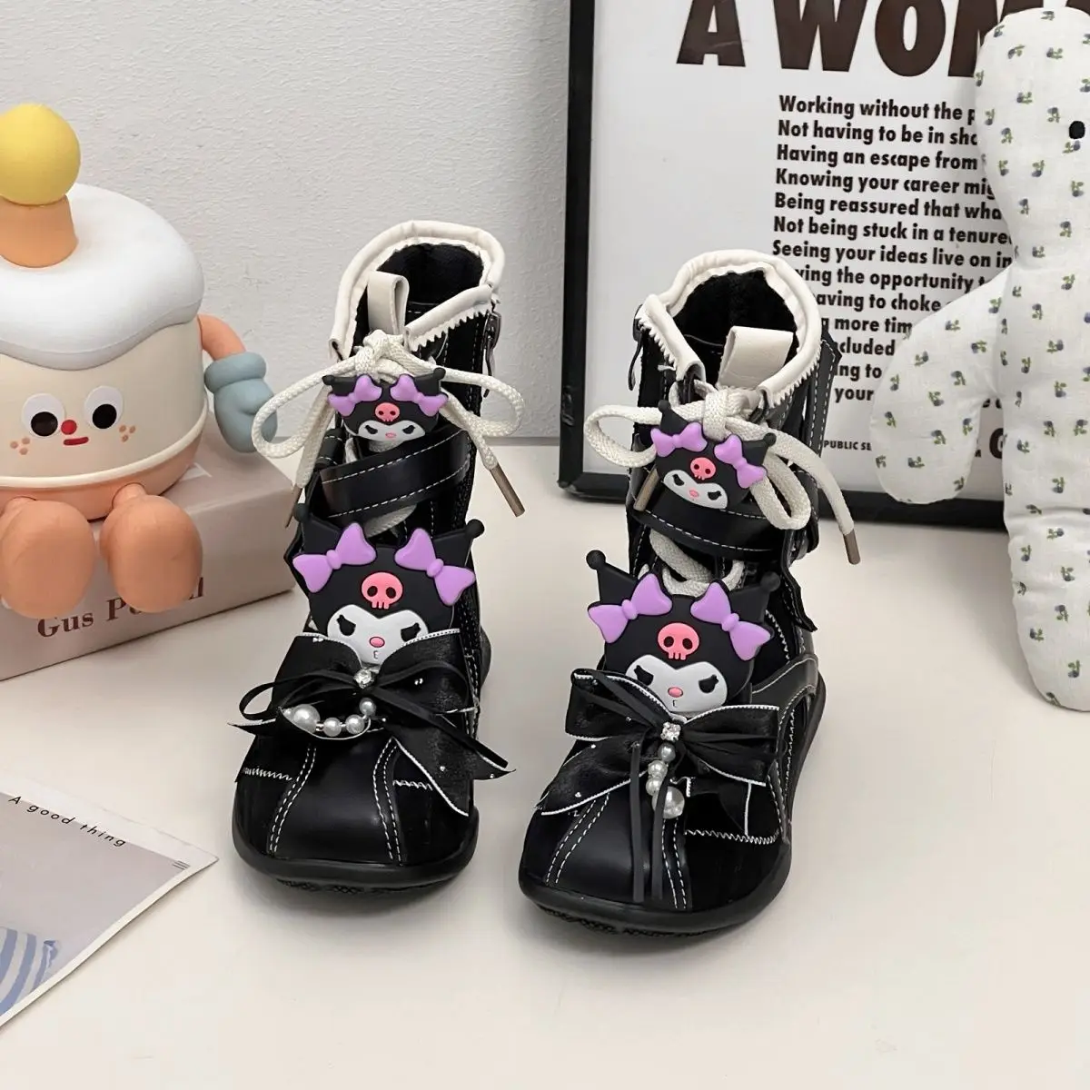 

Кожаные ботинки Kuromi в стиле аниме Kawaii Sanrio, весенне-осенние детские туфли с милыми героями мультфильмов, милая хлопковая обувь, подарки для девочек