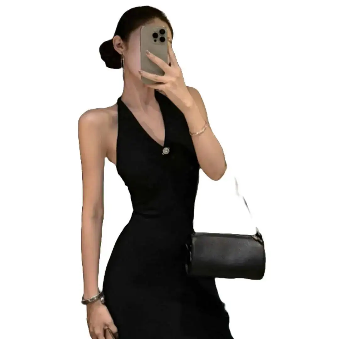 ชุดเดรสปาร์ตี้เปิดหลังสำหรับผู้หญิง ชุดเดรสเปิดหลังเซ็กซี่สำหรับฤดูร้อน ดีไซน์เก๋ไก๋แบบผูกคอ ทรงเข้ารูปสีดำ ชุดเดรสยาวสำหรับงานทางการ