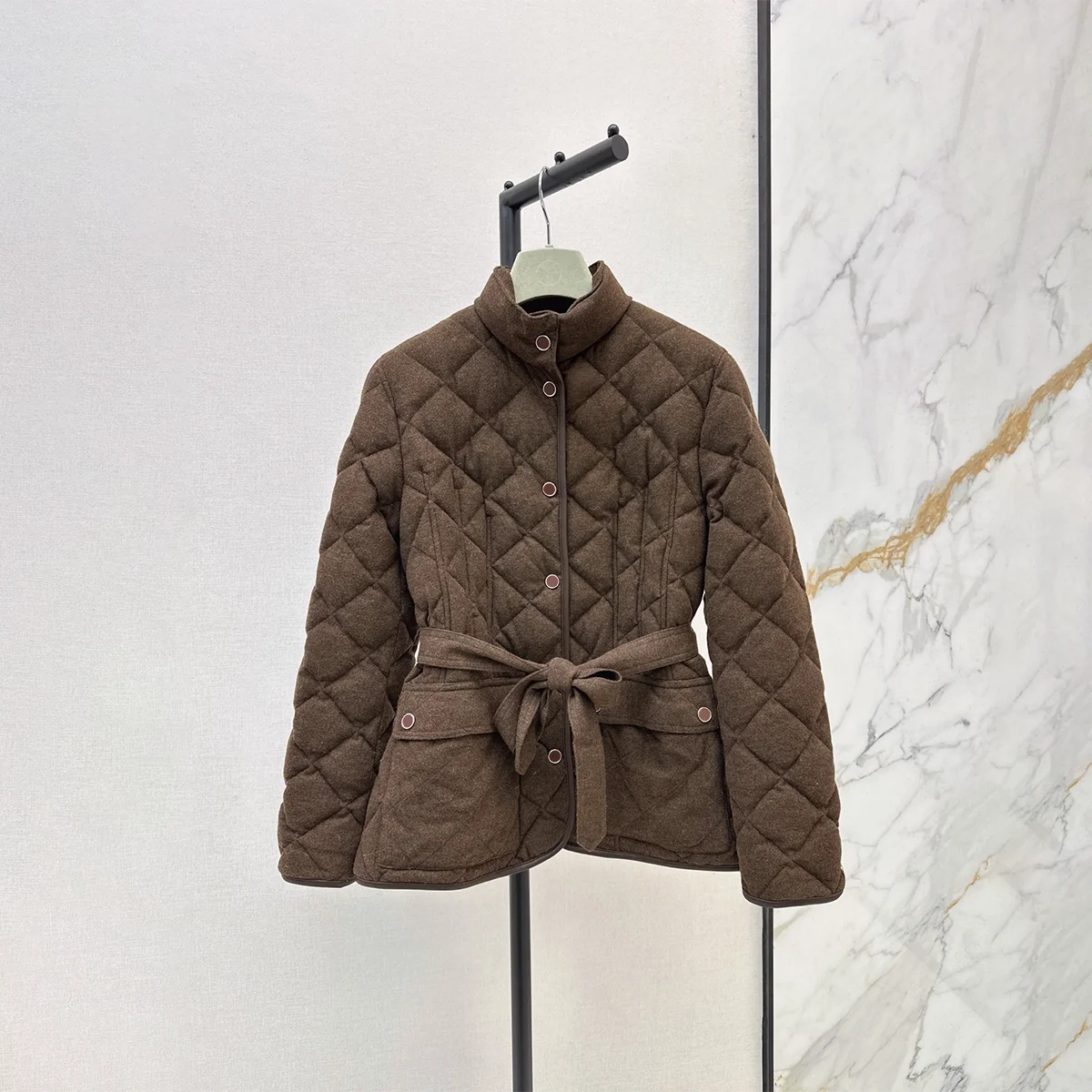 2026 High Quality Women Polyester Stand Collar Diamond Quilted Belted Coat261017129