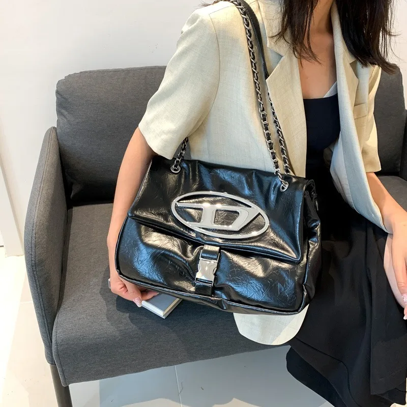 

Elegant Tote Bag For Ladies Crafted From Soft Leather By Famous Designer With Durable And Chic Luxury Appeal