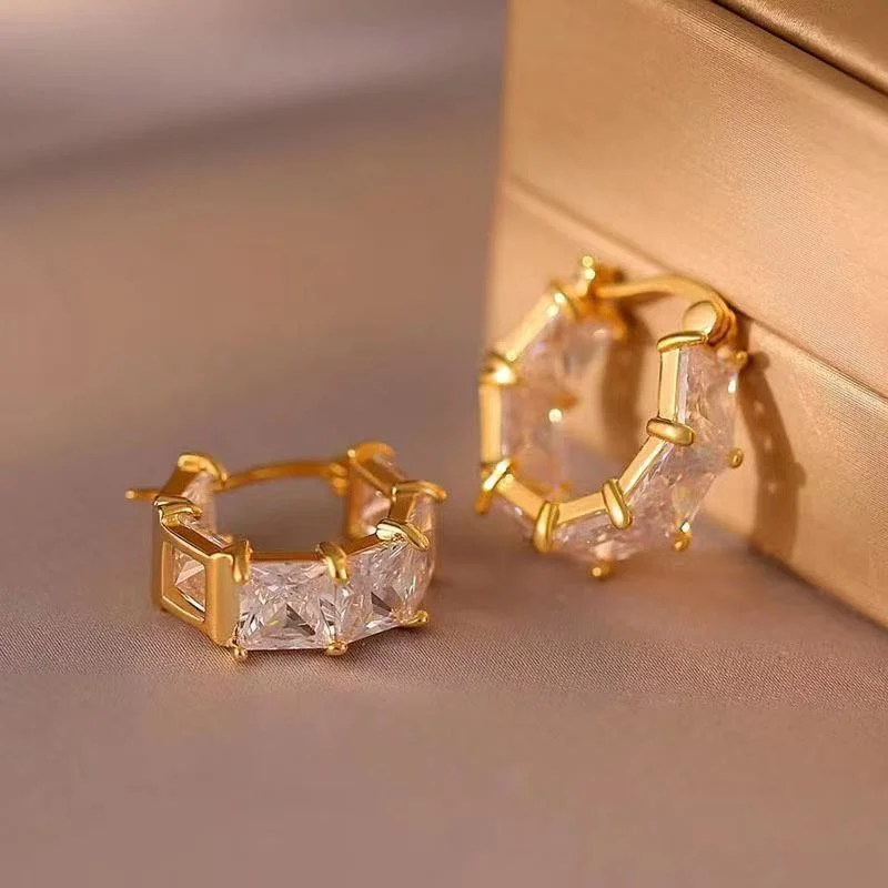 العصرية ساحة كريستال زركونيا هوب القرط للنساء موضة لامعة تشيكوسلوفاكيا الأذن اكسسوارات عيد ميلاد مجوهرات هدايا e1155 #1