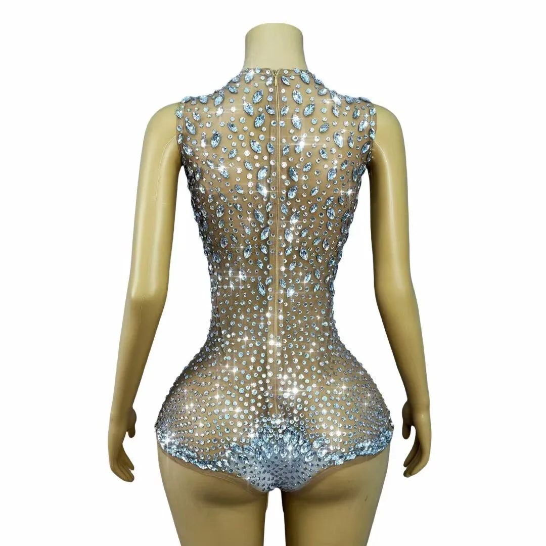 Body en maille nue pour femmes, strass argentés scintillants, Sexy, fête d'anniversaire, défilé de mode, tenue de scène, Costume de séance photo
