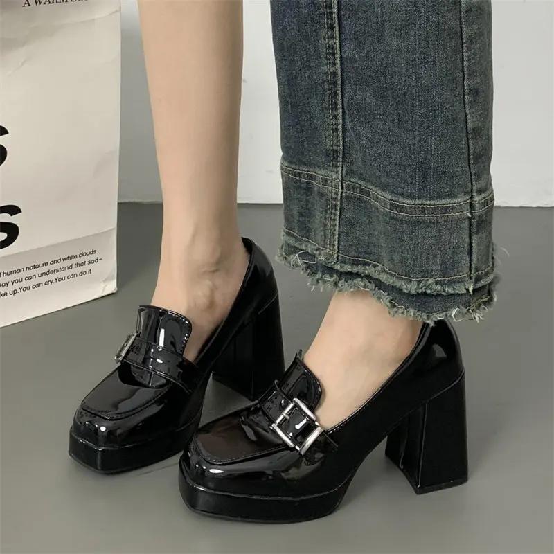 2024 Hot Sale High Heels Loafers Women shoe Metal Decoration Platform single Shoes Woman College Mary Jane Shoes JK Uniform Shoe