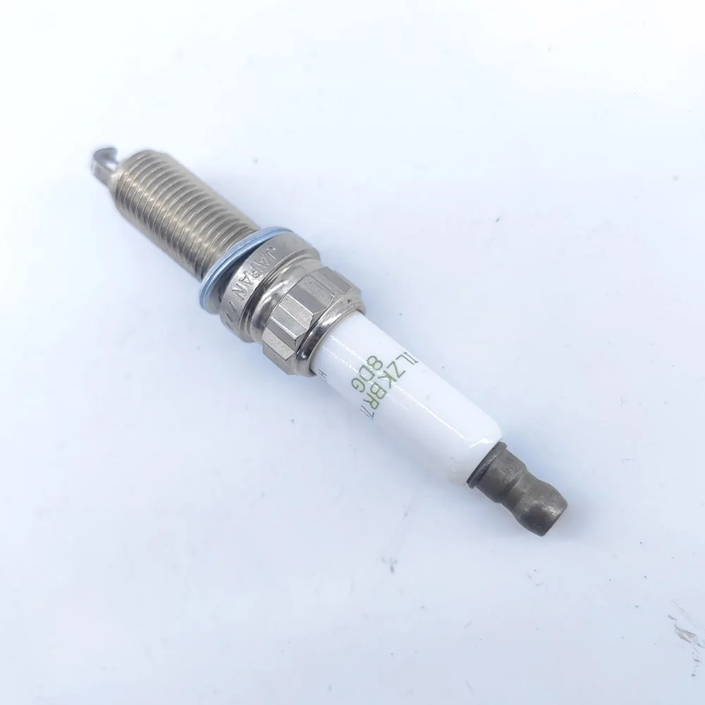 Suitable for Peugeot 2008 207A7 208 3008 308 408 T73 5008 508 RCZ Citroen C3 C4 Picasso DS3 DS5 ENGINE SPARK-PLUG 5960L0 5960L5