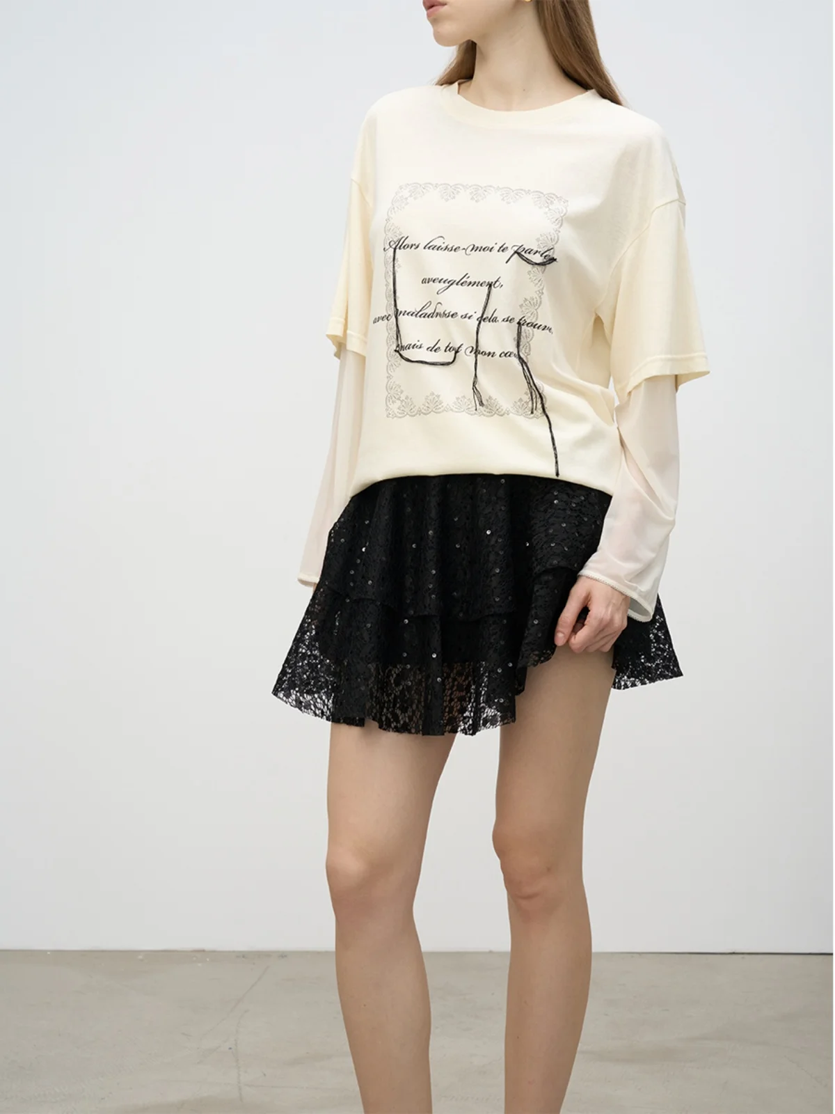 

Брендовая футболка с ручной вышивкой, комфортная, дышащая, с эффектом двухслойности, из смесового хлопка и полиэстера, с длинным рукавом...