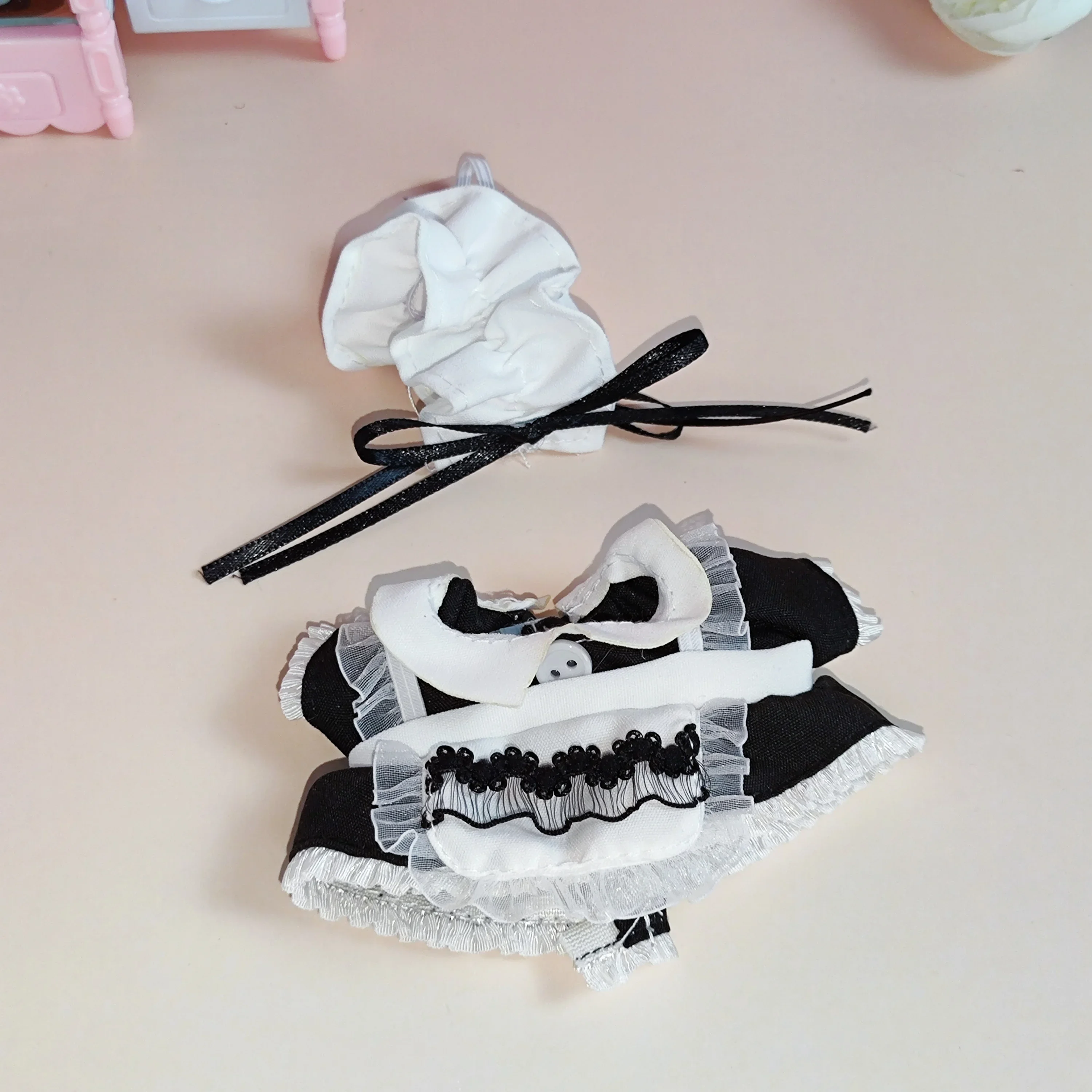 ملابس لابوبو شماعات صندوق أعمى المفاتيح دمية موحدة دمية خادمة مجموعة