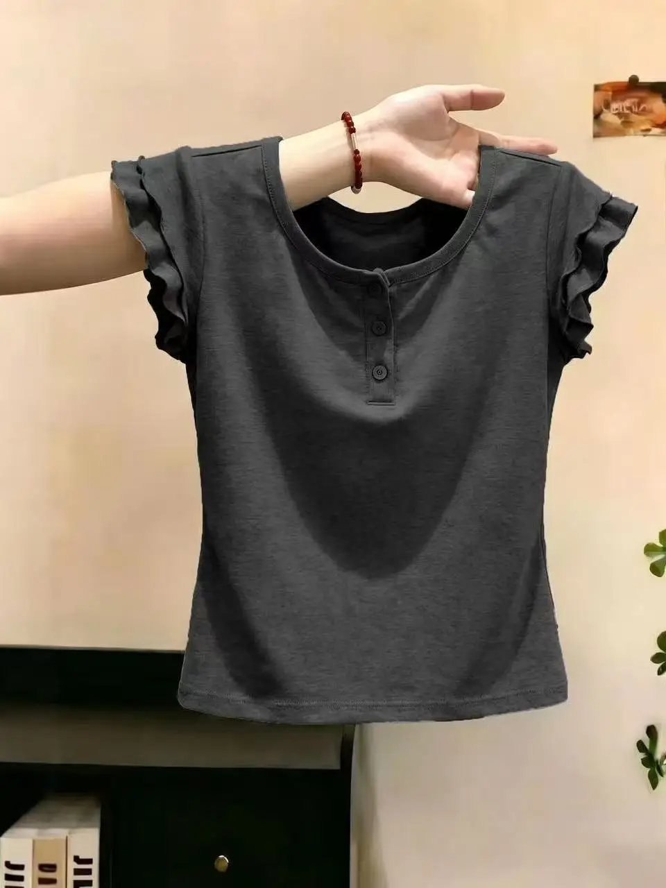 Women's round Neck Short Sleeve T-Shirt Button Design Slimming Waist Cinched Top Breathable Korean Style Summer Fashion