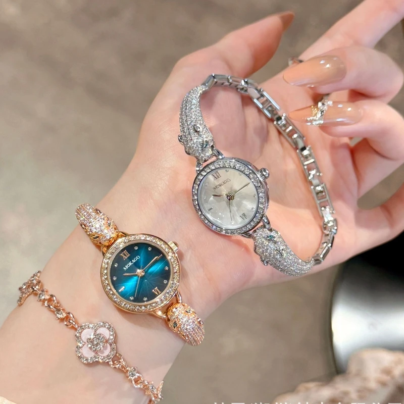 

UTHAI L30 New Women's Fashion Quartz Watch Leopard Head Waterproof Bracelet Light Luxury Inlaid Shining Jewelry Full of Diamonds