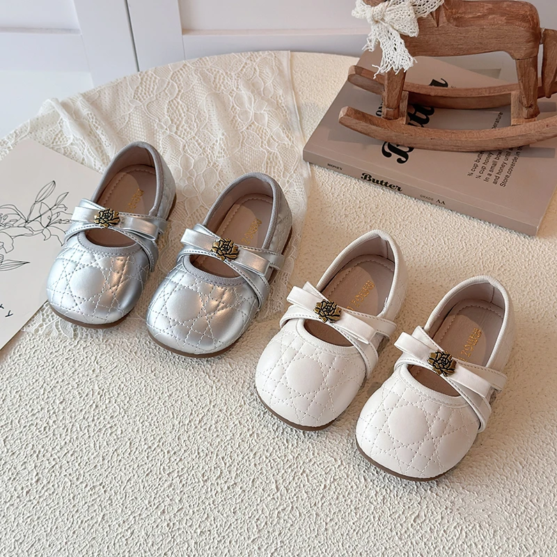 Girls Quilted Mary Jane Flat Shoes Round Toe Single Strap Ballet Flats Stitching Line Gold Flower Buckle Kid Soft Leather Casual