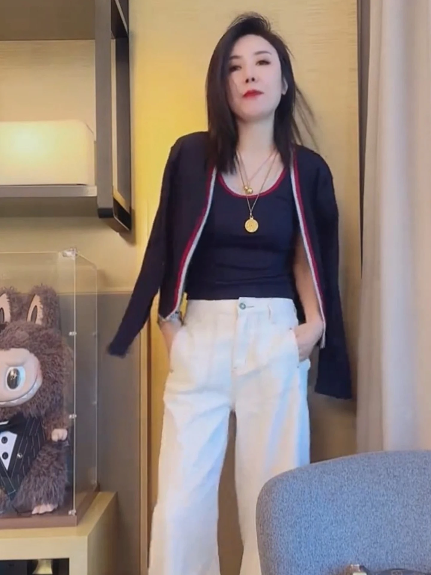 Ele تريكو علوي المرأة Faion ملابس داخلية التخسيس Sli تصميم الكورية Sle تخفيف الخريف طويل Sve محبوك سترة