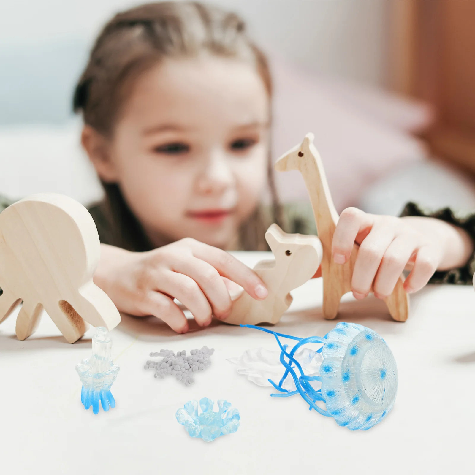 

4Pcs Jellyfish Life Cycle Figurines Realistic Ocean Animal Models Educational Aquarium Decor for Kids Cognitive Learning