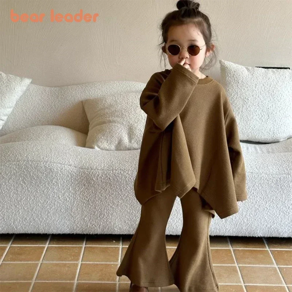 Bear Leader Children's Set 2023 Autumn New Girls' Solid Loose Round Neck Cape Top Flare Pants 2 Piece Set Children's Fashion Set