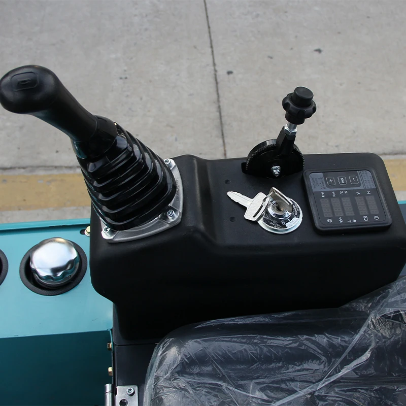 Mini Excavator  1.8 Tons  Kubota Engine, Integrated and Durable, Can Dig Up to 2 Meters Deep, EAP Suitable for Garden, Farm, and