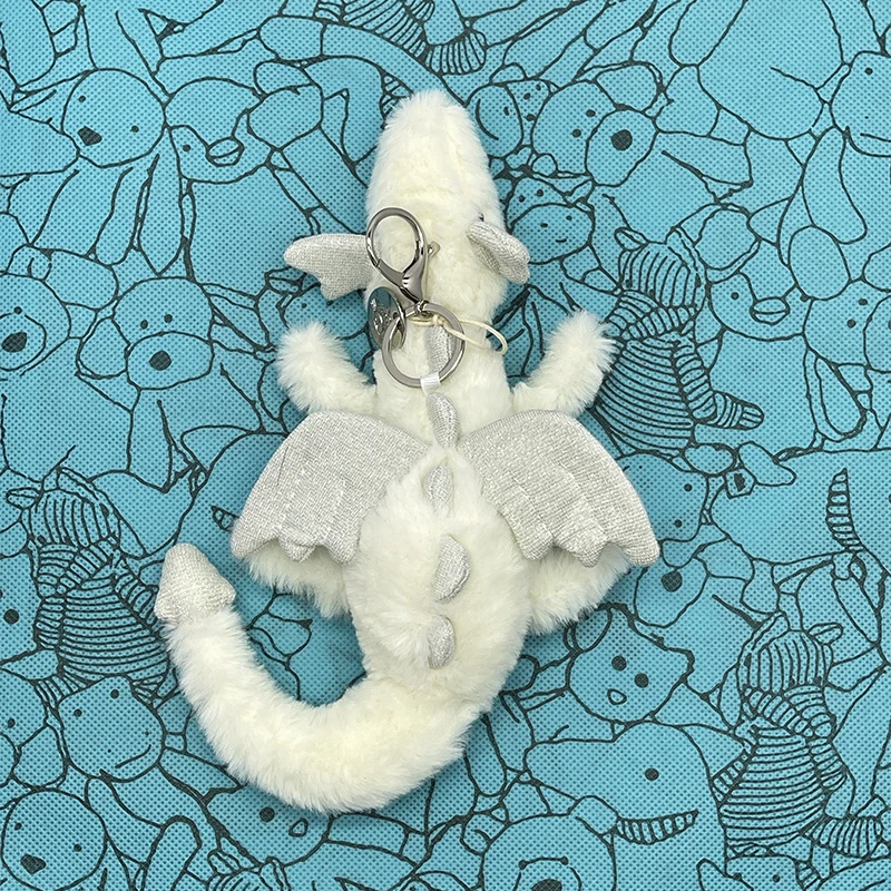 Halloween-Serie: Plüsch-Rucksack-Anhänger mit Kürbis-, Totenkopf- und Mumienmotiven, mehrfarbige Plüsch-Anhänger mit Schneedrachen-Motiv, Plüschtiere, Geburtstagsgeschenke. – Detail 19