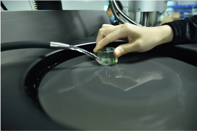 Rettificatrice e lucidatrice automatica metallografica Rettificatrice a doppio disco