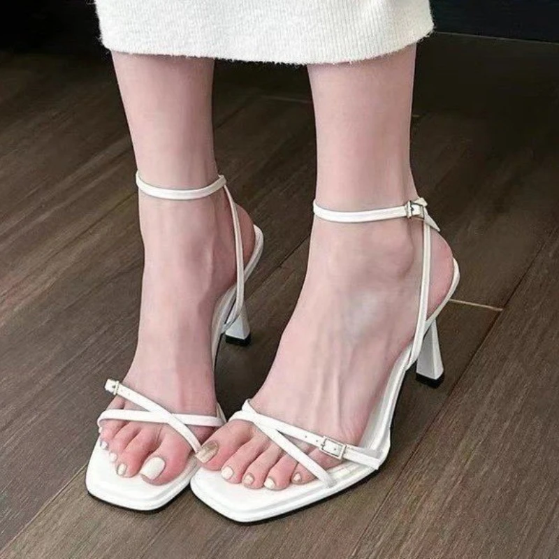 Women\'s Fashion Sandals Buckle High Heels Korean Style New Elegant Open Toe Square Head Solid Colour Party Walking Shoes