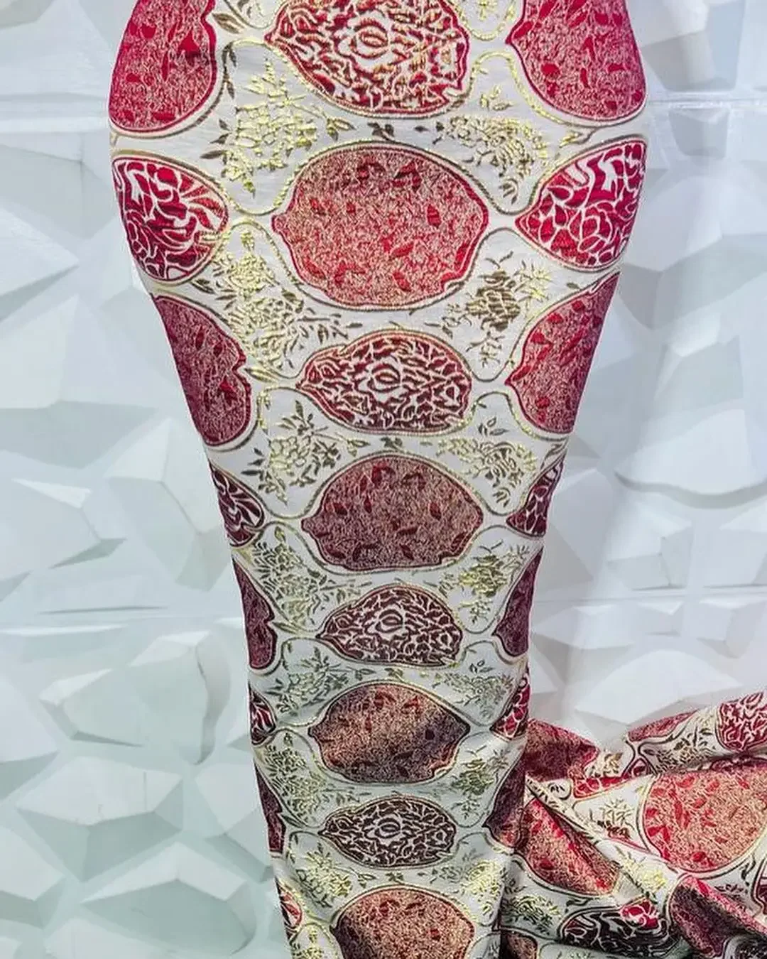 

Африканская позолоченная кружевная ткань 2024, Высококачественная парчовая кружевная ткань, французская нигерийская органза, жаккардовая ткань для женских платьев JK14