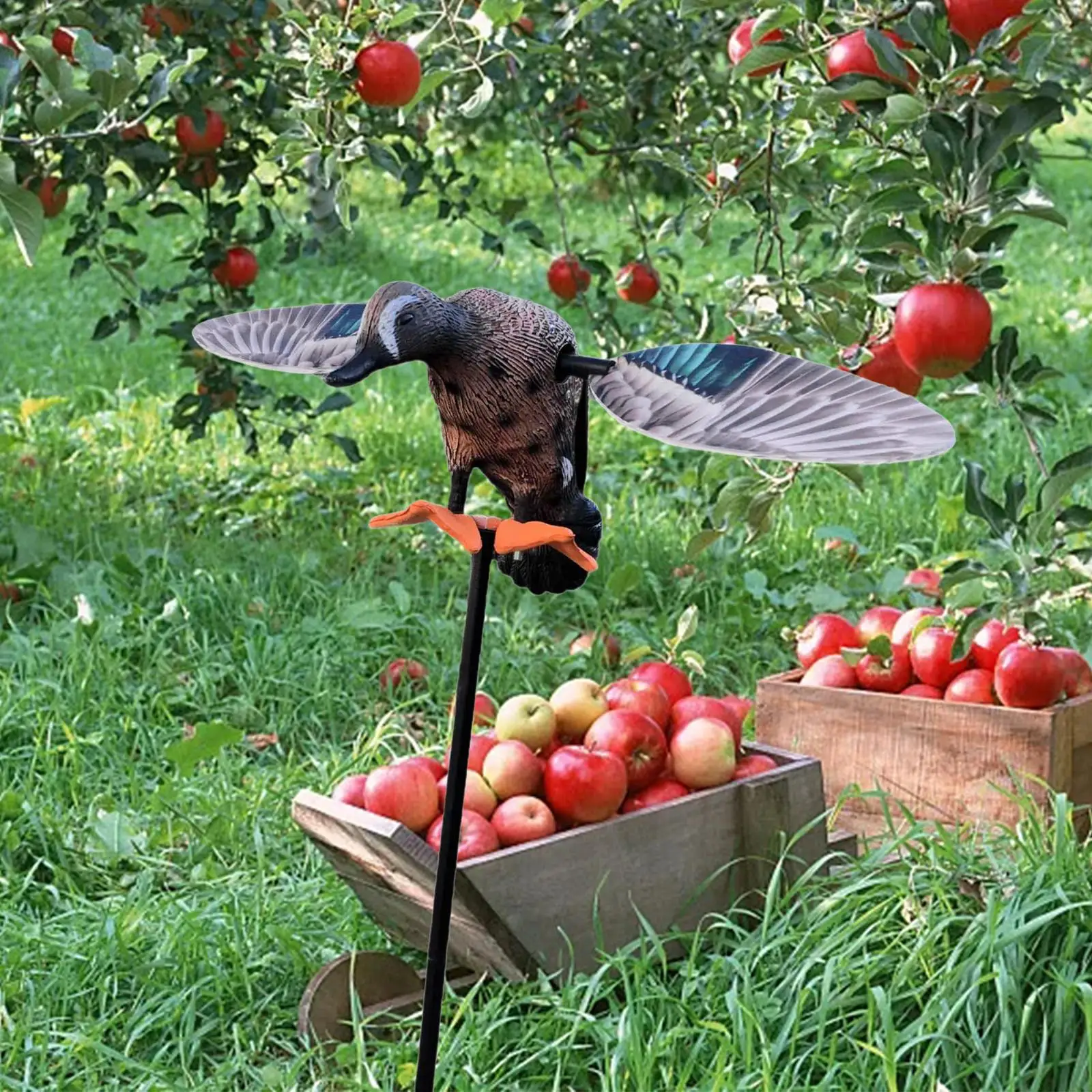 

Electric Flying Duck Decoy Smooth Duck Motion Decoy for Balcony Orchard Barn