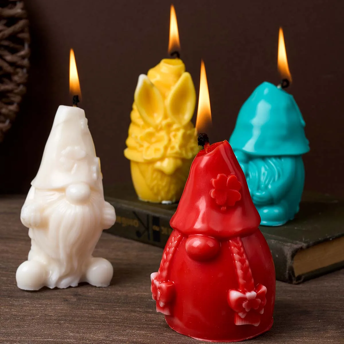 New Clover Faceless Claus Silicone Candle Mold DIY Easter Dwarf Ornament Craft Making Soap Plaster Resin Casting Molds Home Deco