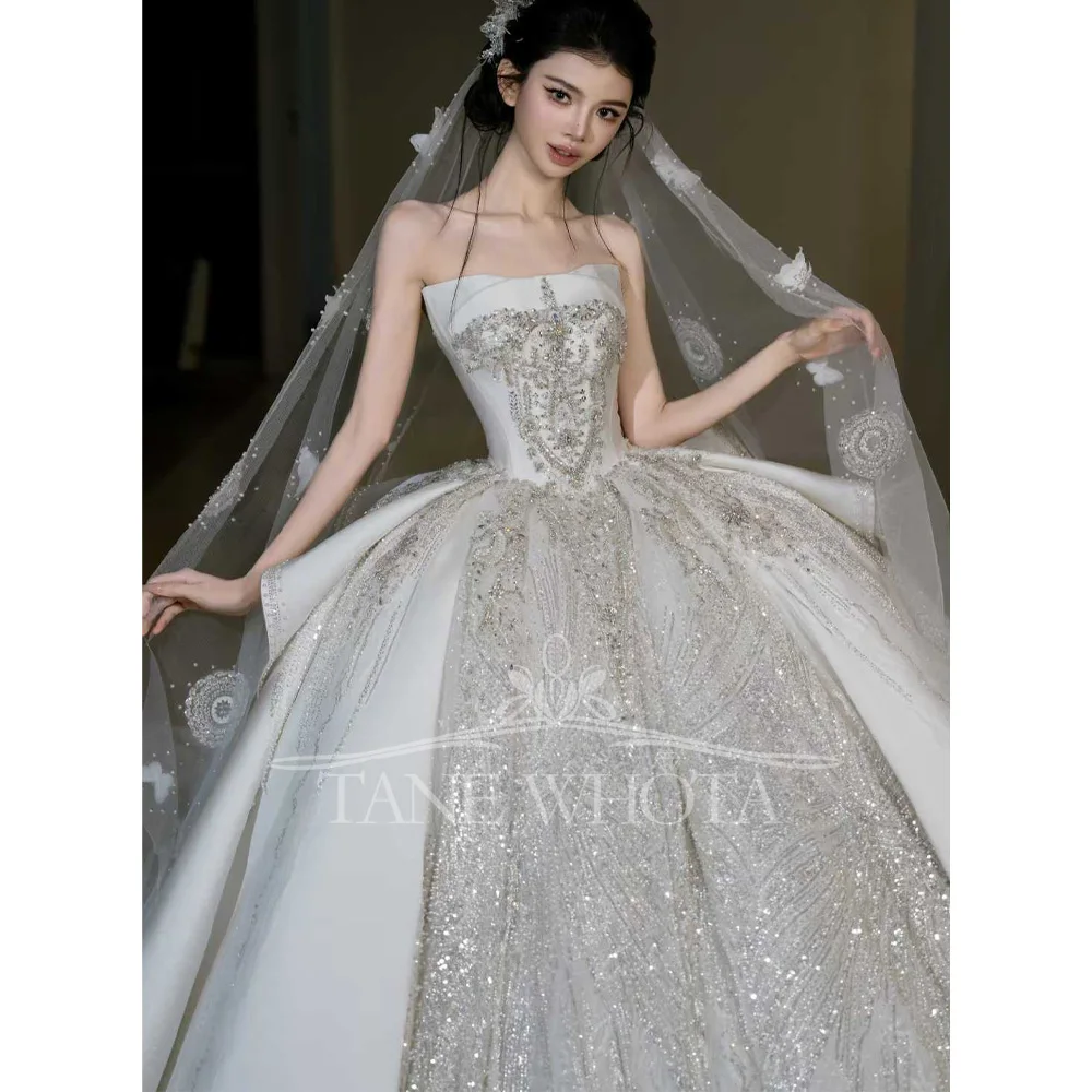 Abito da sposa bianco senza spalline con perline e paillettes per abito da sposa personalizzato sexy da sposa