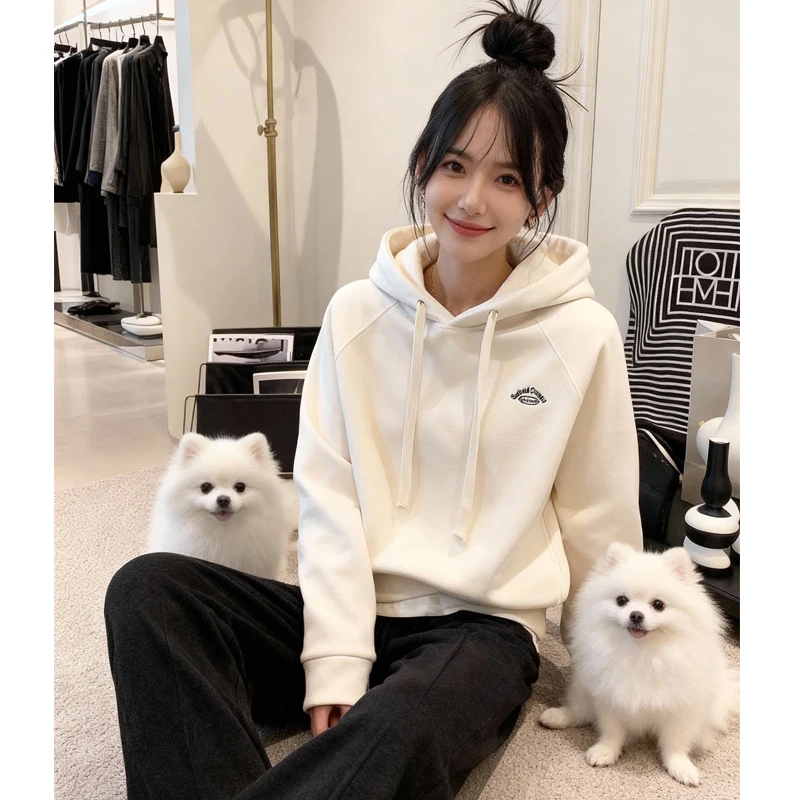 

Женская утепленная толстовка с капюшоном и вышивкой, с длинными рукавами, осенне-зимняя новинка, верхняя одежда для невысоких фигур