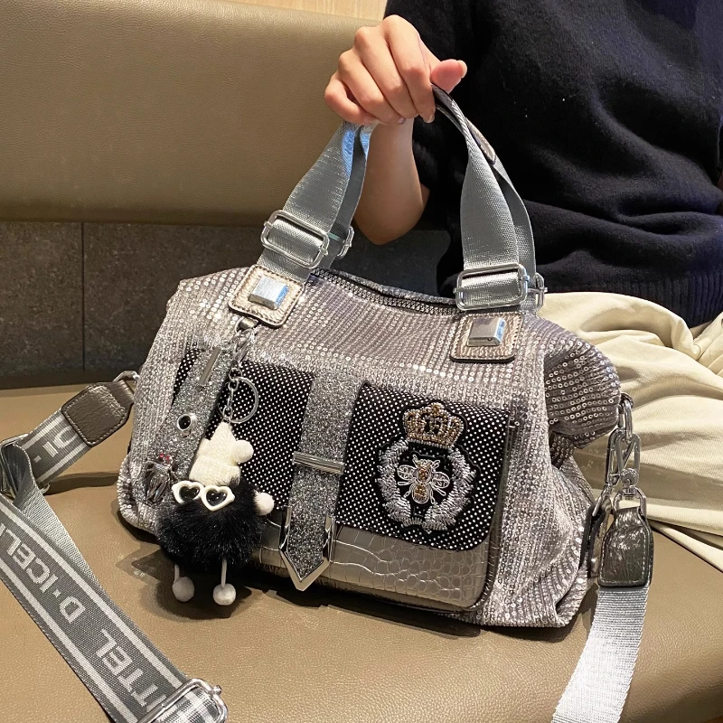 

2025 Fashion Women Shoulder Bag Glitter Crossbody Designer Bag Multifunctional Casual Female Handbag for Daily Commute