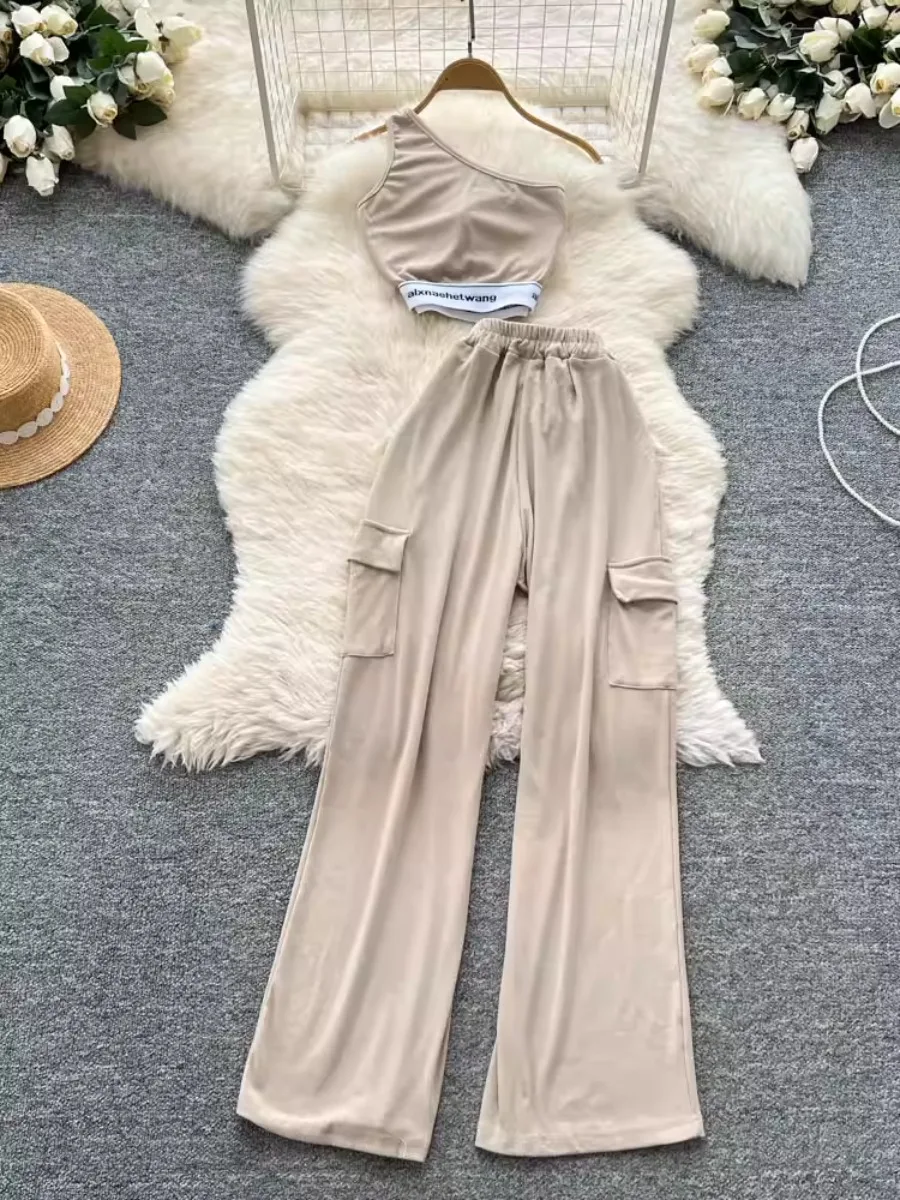 Foamlina Sportswear 2-teiliges Set für Damen, Sommer, asymmetrische Schulter, Neckholder, geraffte Taille, kurze Weste + Hose mit hoher Taille und weitem Bein