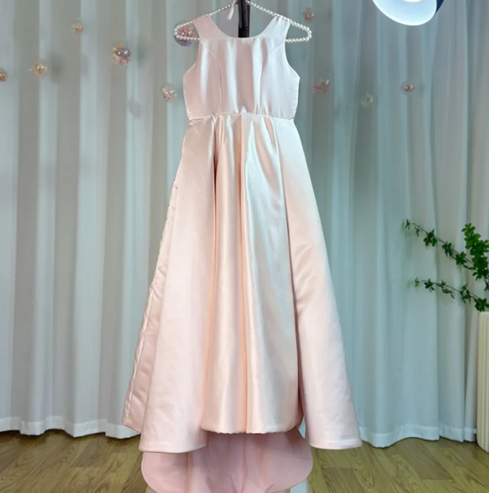 Elegant White Flower Girl Dress with Bow Satin Ball Gown for Kids Wedding Birthday First Communion Party 2025