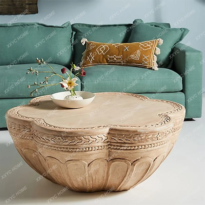 

Round small apartment solid wood coffee table palace retro creative living room corner coffee table