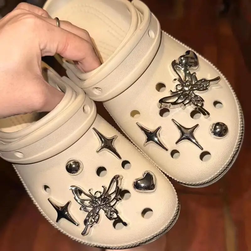 Luxury Y2K Metal Butterfly Designer Shoe Charms Set Summer 2026 Gothic Spider Clogs Sandals Accessories DIY Shoes Decorations