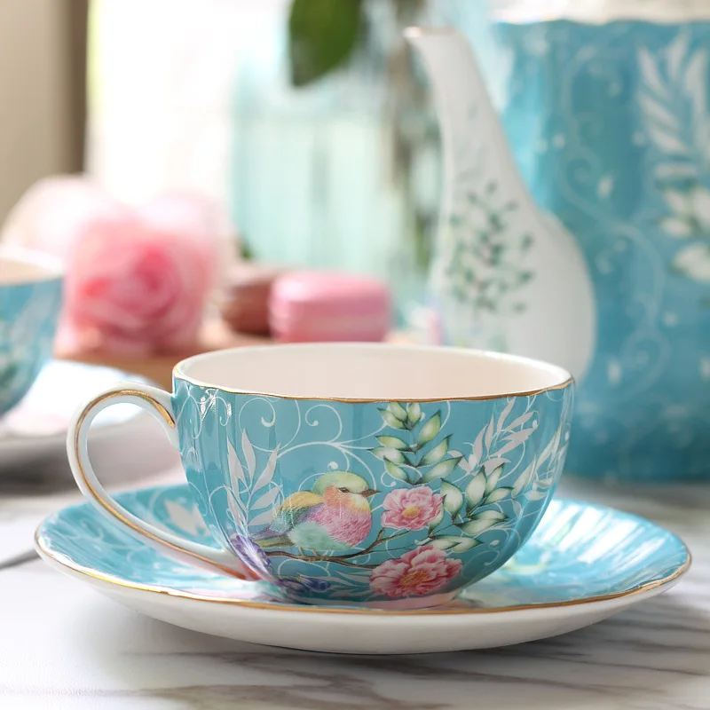 British Porcelain Coffee Cup and Dish Set High end Ceramic Afternoon Tea Mug European Retro Painted Flowers and Birds Cafe Cup