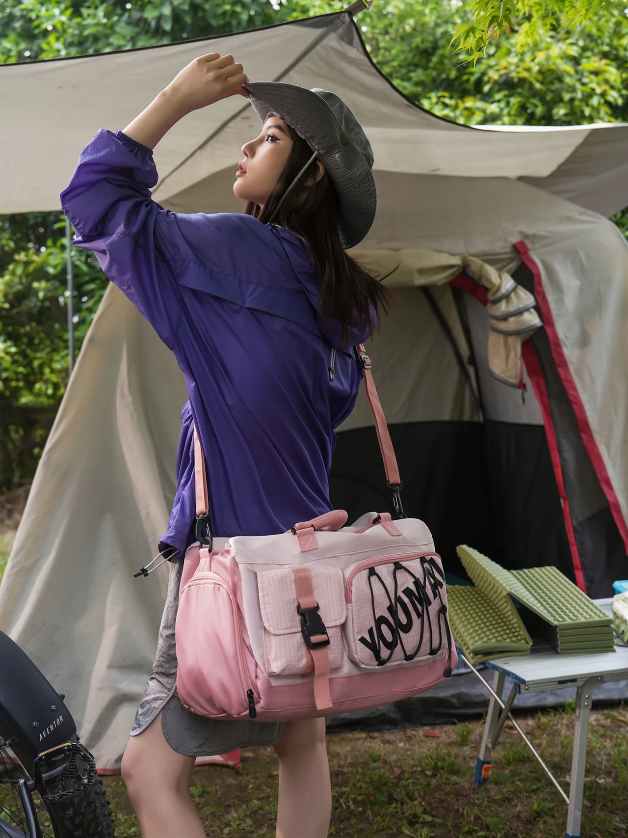 sac-a-dos-de-sport-de-grande-capacite-sac-de-voyage-avec-separation-humide-et-seche-sac-a-main-multifonctionnel-sac-bandouliere-sac-de-loisirs-et-de-sport